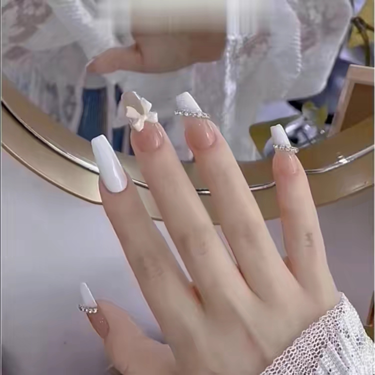 nail_inspo001