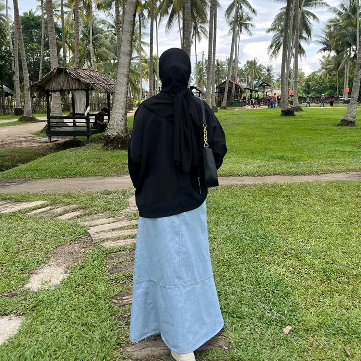 Anis Humairah