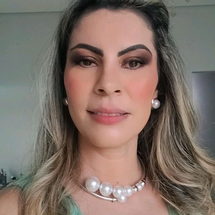 Ana Recomenda
