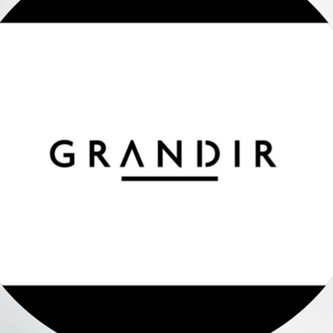 株式会社GRANDIR 運送事業部