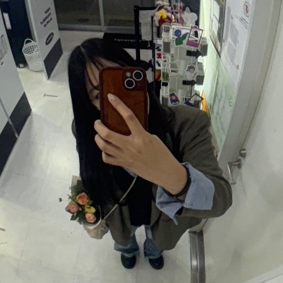 yuri.