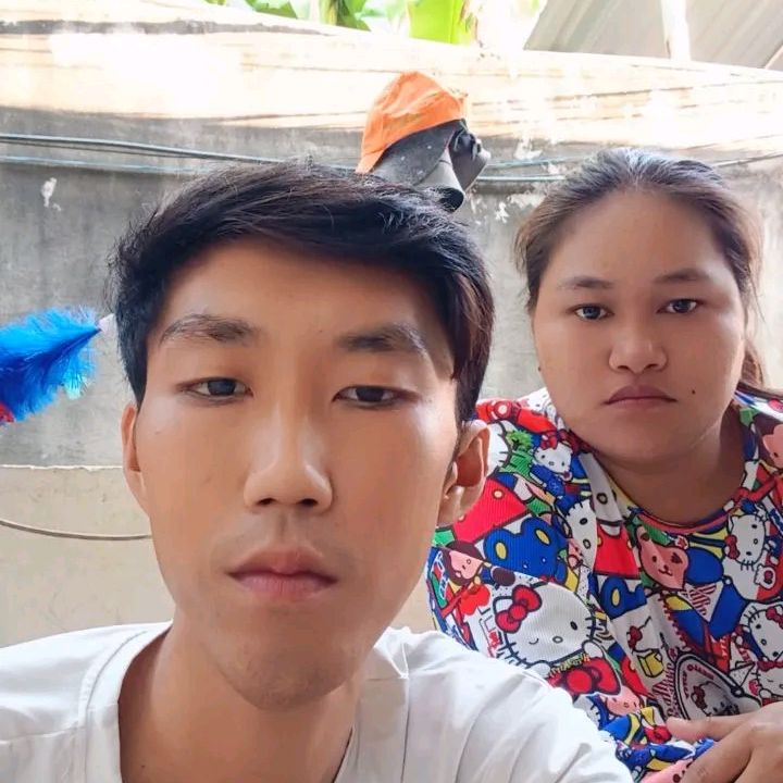 RiVieW Không Ai Mua