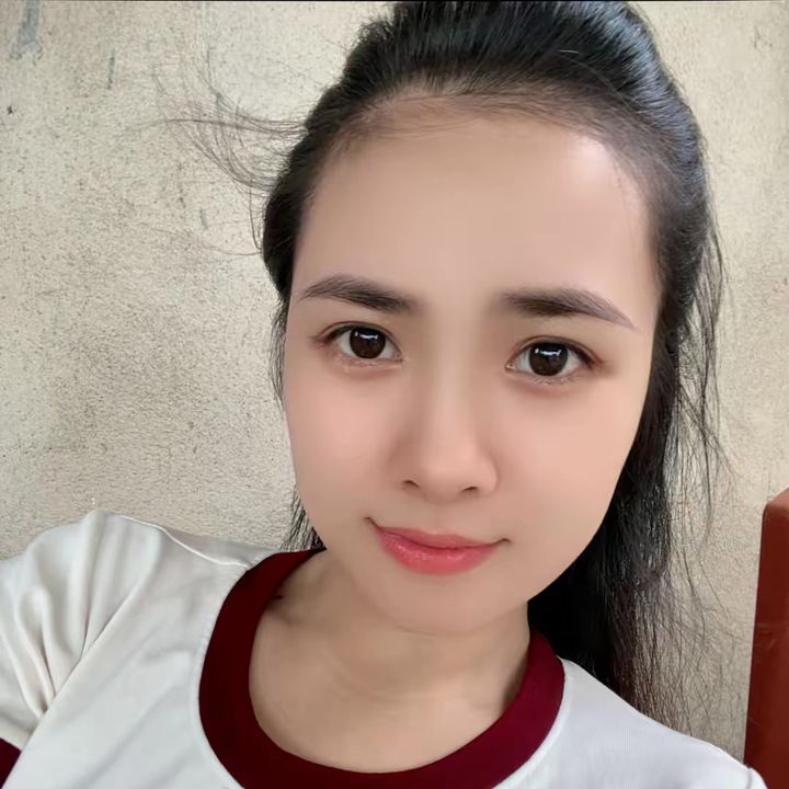Em Hươngg