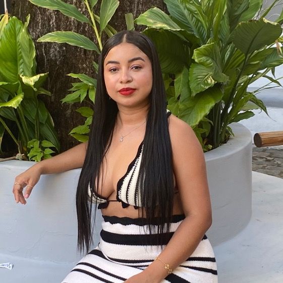Larissa Pavaooo