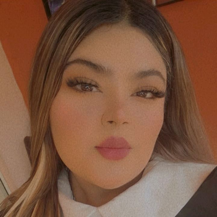 🌺 Esmeralda 💋