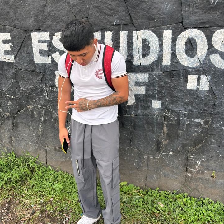 emma_elpeorjefedegrupo