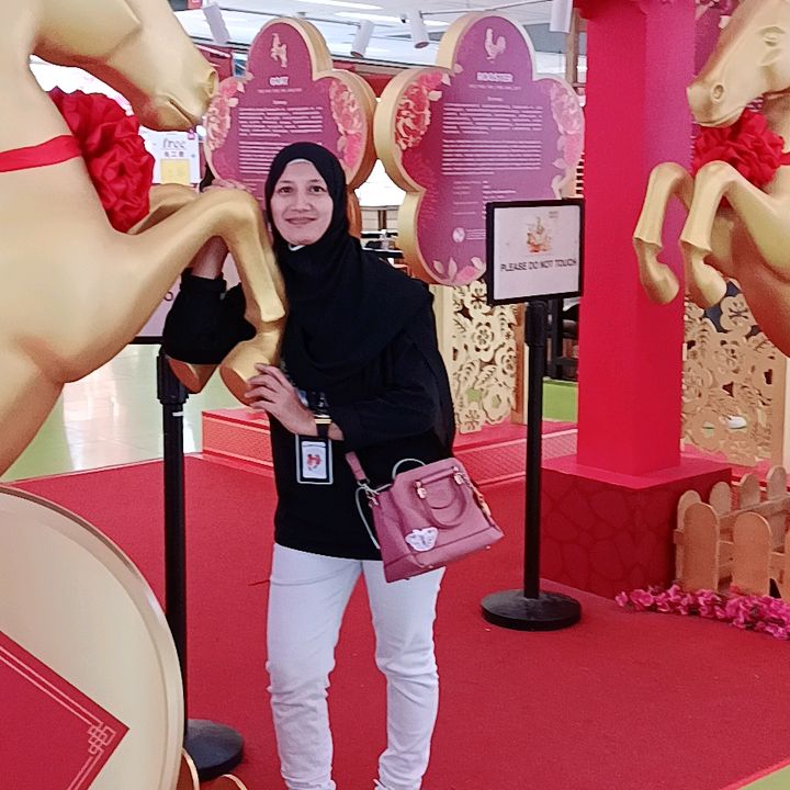 Yati 💞💞💪💪
