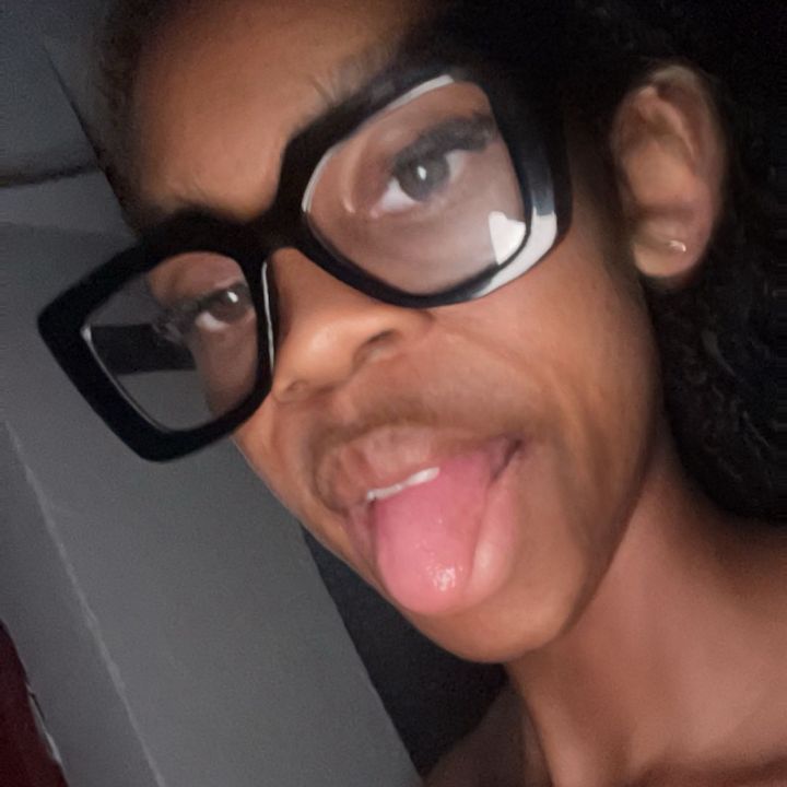 𝐄𝐥𝐧💆🏾‍♀️