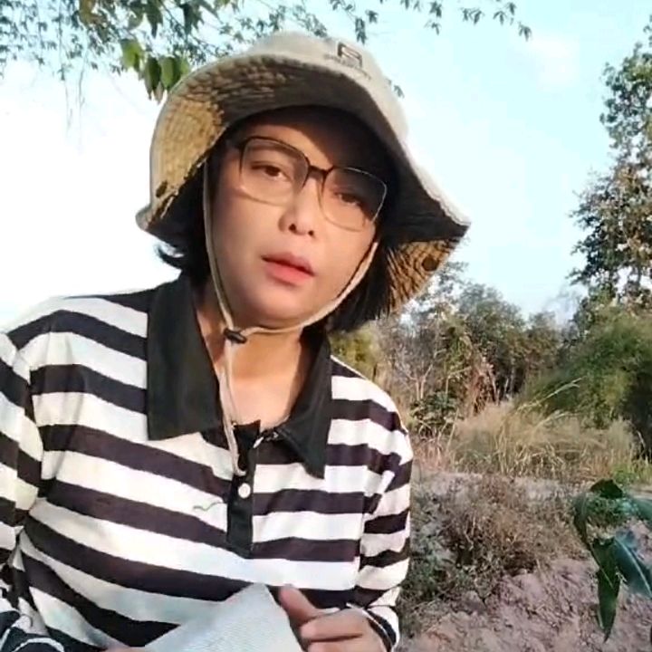 yingya บ้านนา ติดเขา