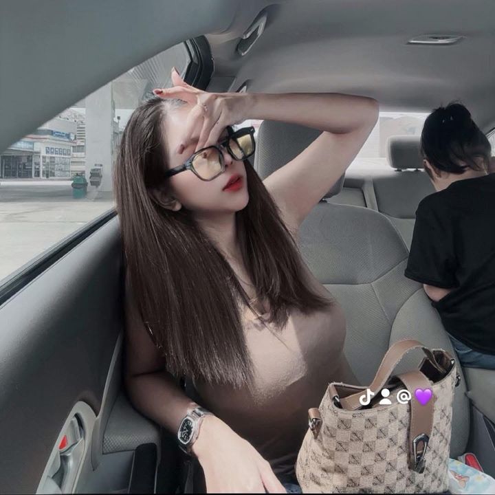 ยูริ ยูใจ ᥫ᭡.