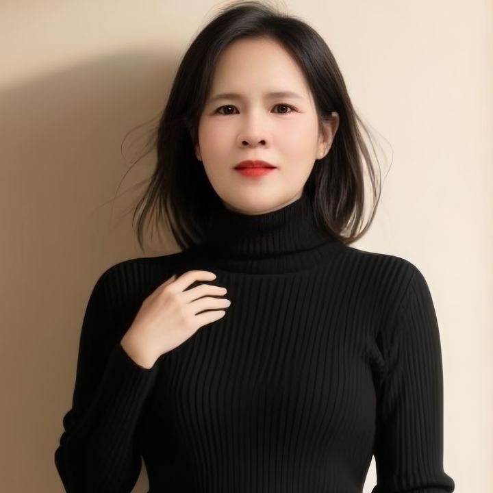 Tạp hóa Gái Nhỏ