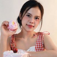 Diễm đi make