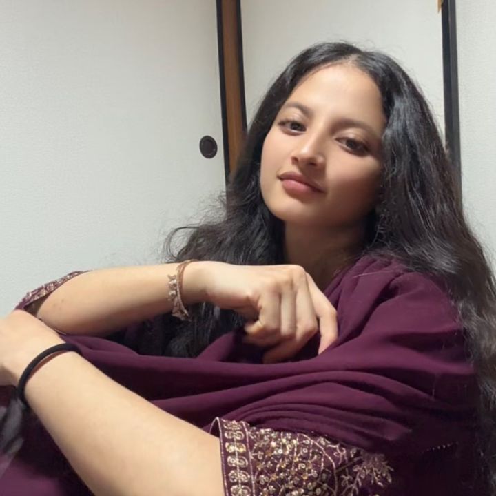 MELINA PARIYAR✝️🌸