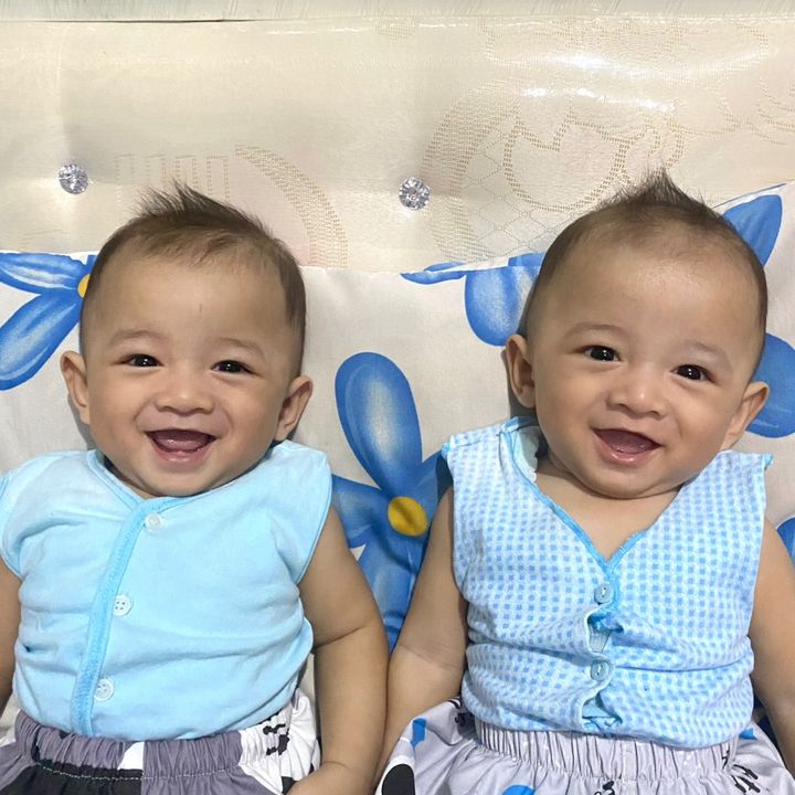 mom.of.twins09