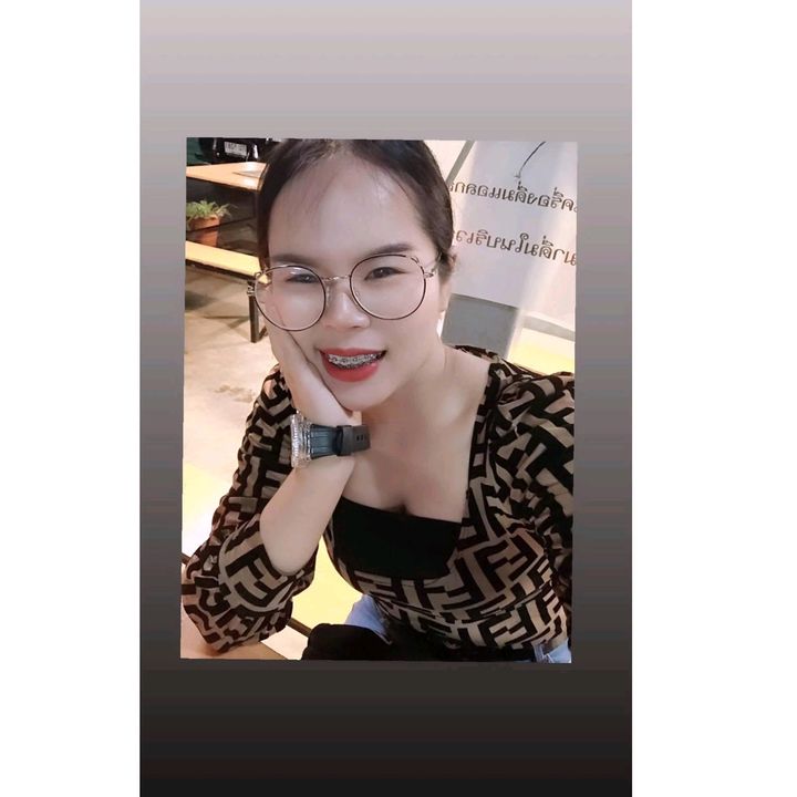 ชมพู่ชอบรีวิว