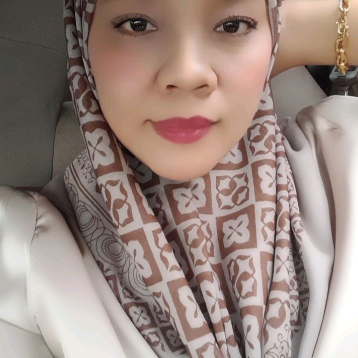 Erra Nazira