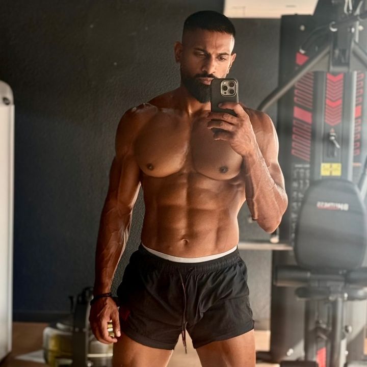 Roshan | Fitness • Ernährung
