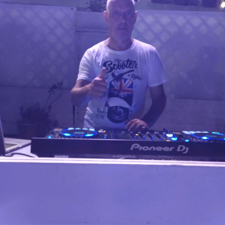 Dj Gio