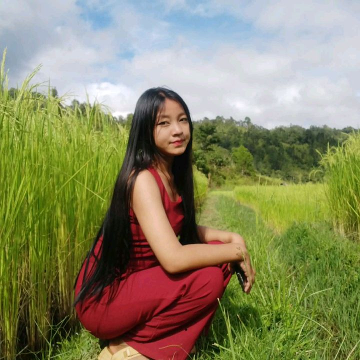 💢အေးကြည်မ💢🇸🇬🇲🇲