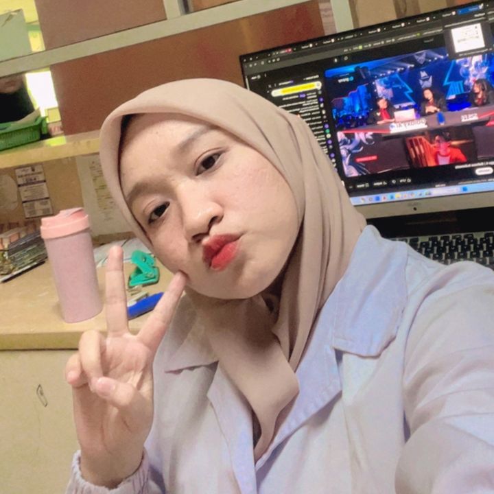 M ALONE