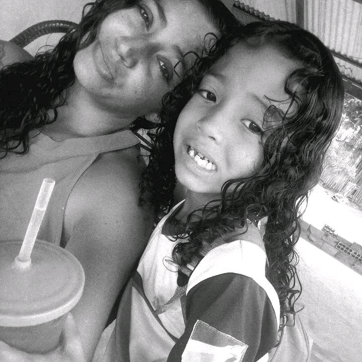 Jucy / Mãe da Mayra rhyana