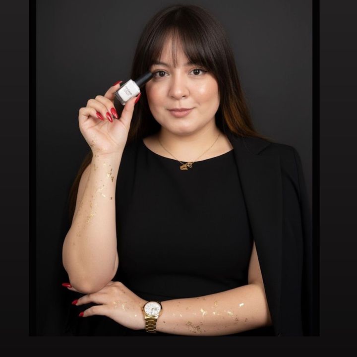 Van Vazquez Beauty Studio