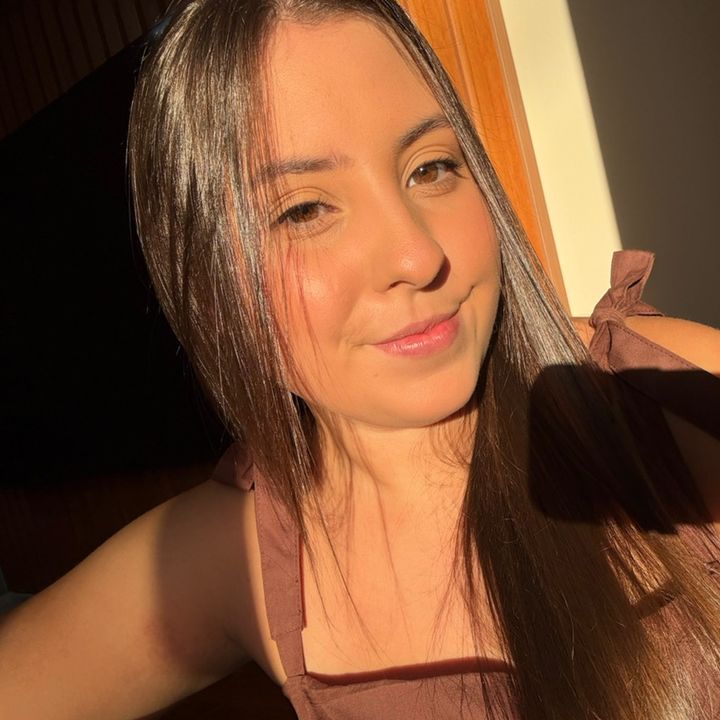 Juliana Teixeira | Creator