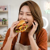 ミキ｜正直すぎるお取り寄せ飯 🍔