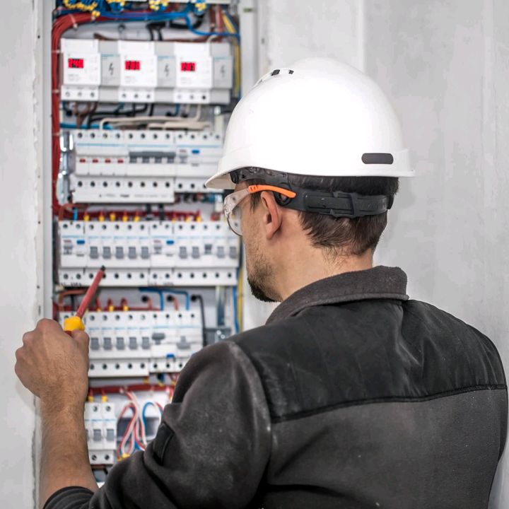 Electomo