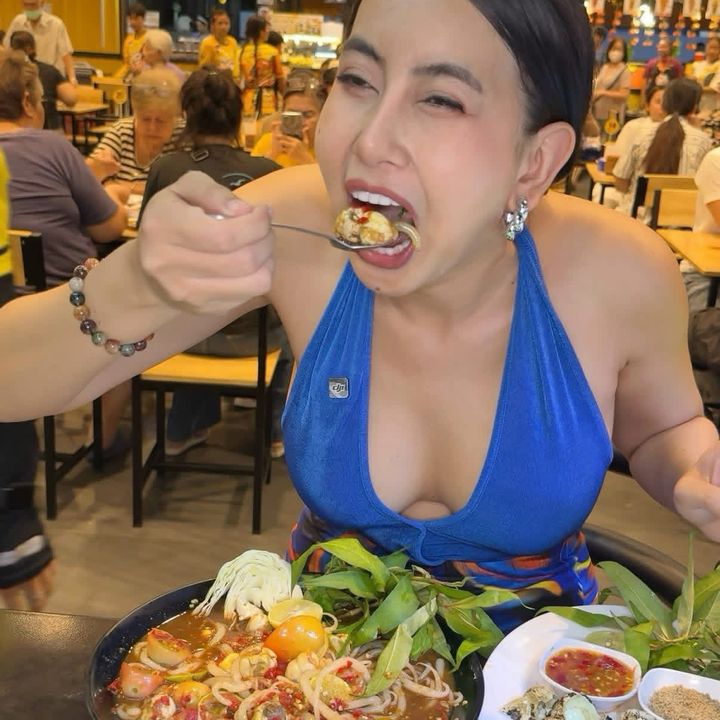 เจ้ตองส้มตำไก่ยกครกลาดพร้าว71
