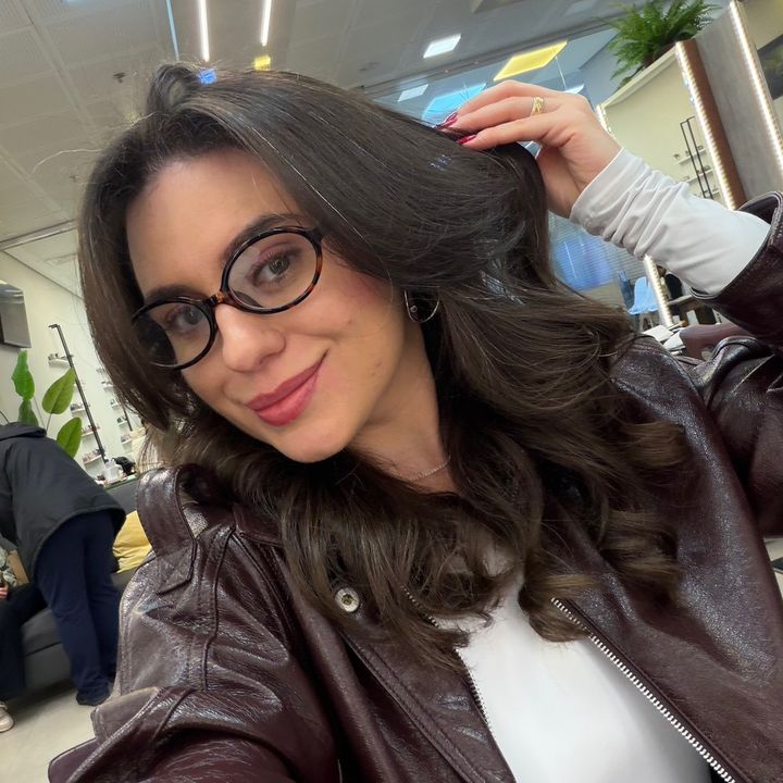 ANA CARNEIRO