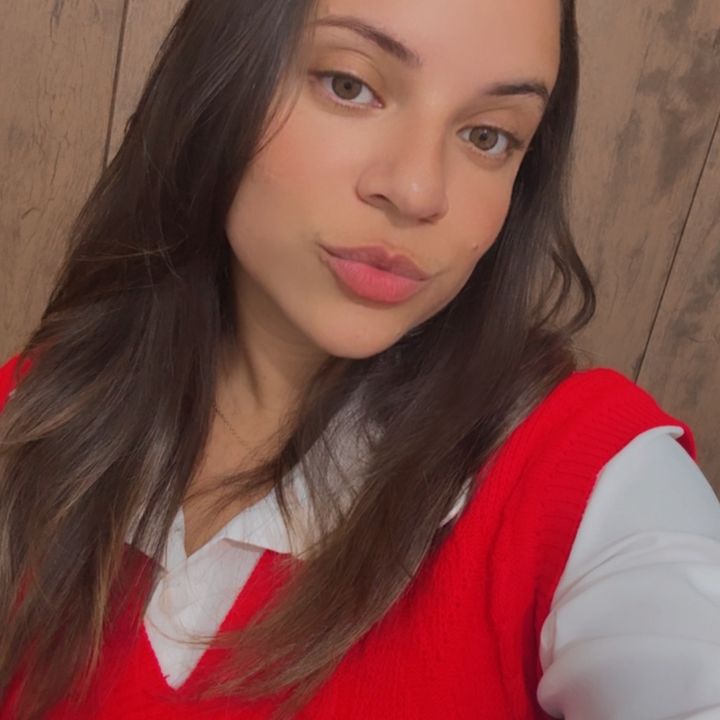 Vitória Assis