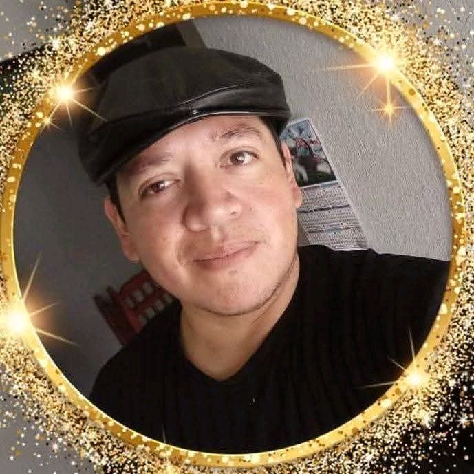 🍎⭐Luis🎙️🎶❤️🌑