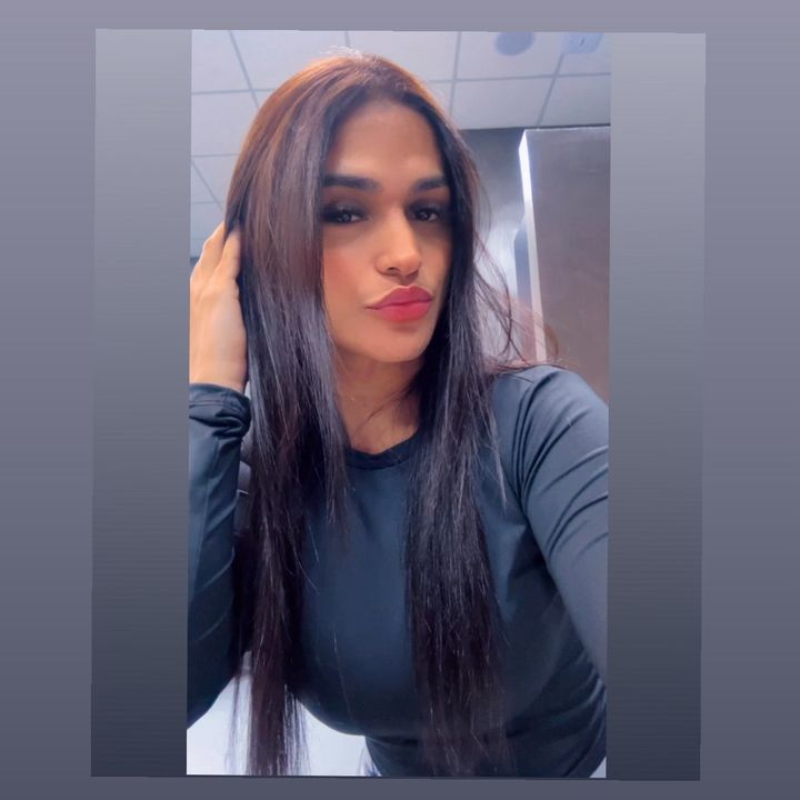 THAINA MENEZES