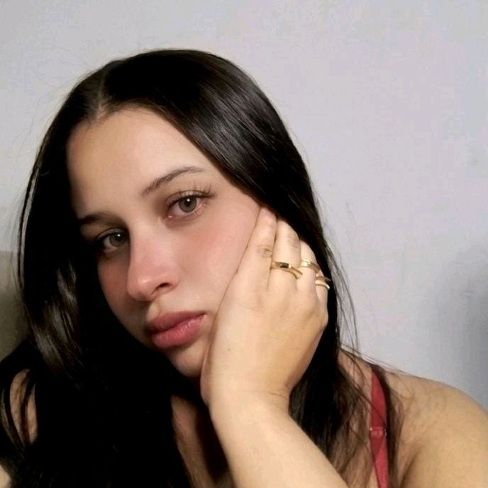 Larissa Melo 🛍️