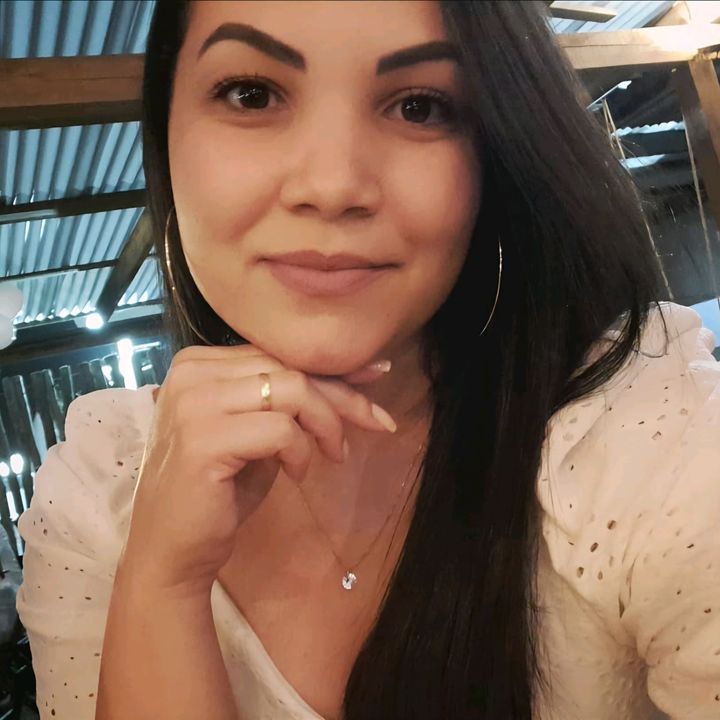 Bruna S.