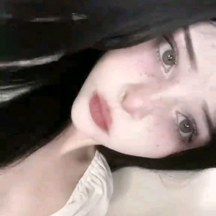 x_x