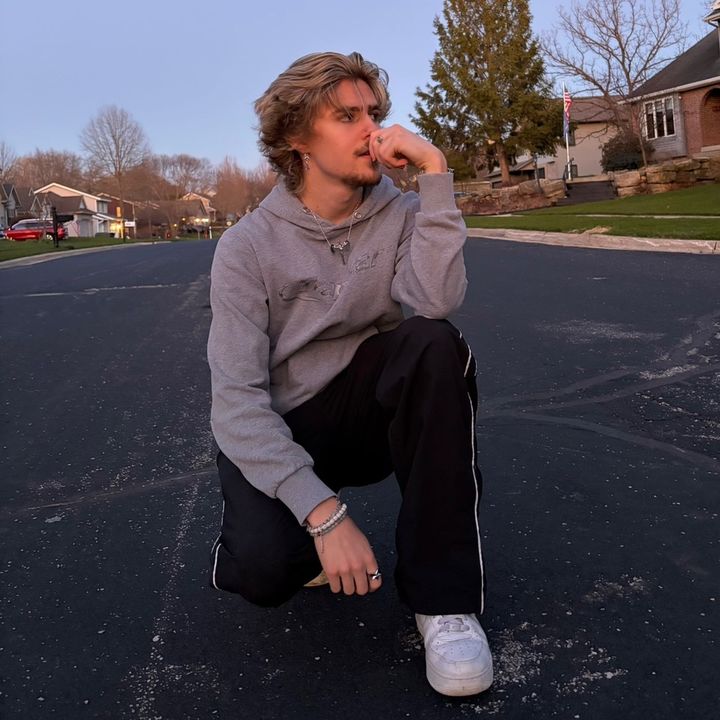 JJ