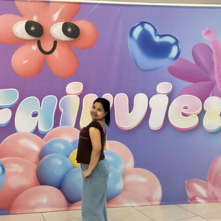 Carla 🎀༘⋆🛍