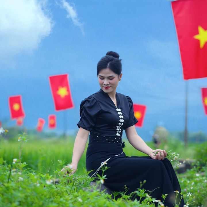 Em Sơn Tây Bắc