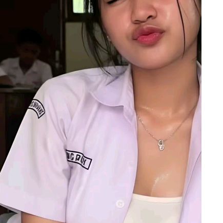 Carisa Putri
