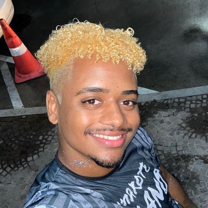 Douglas Vlogs