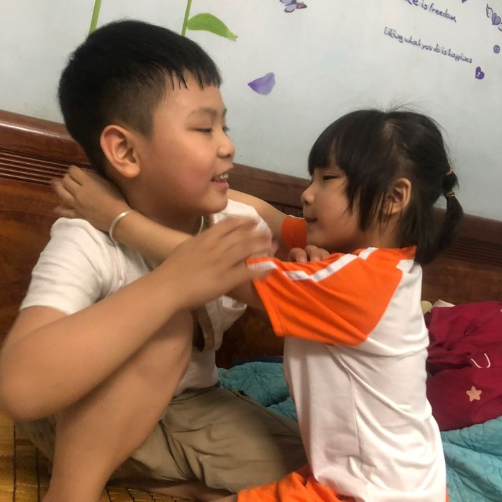 Cửa hàng tiện lợi giá xỉ