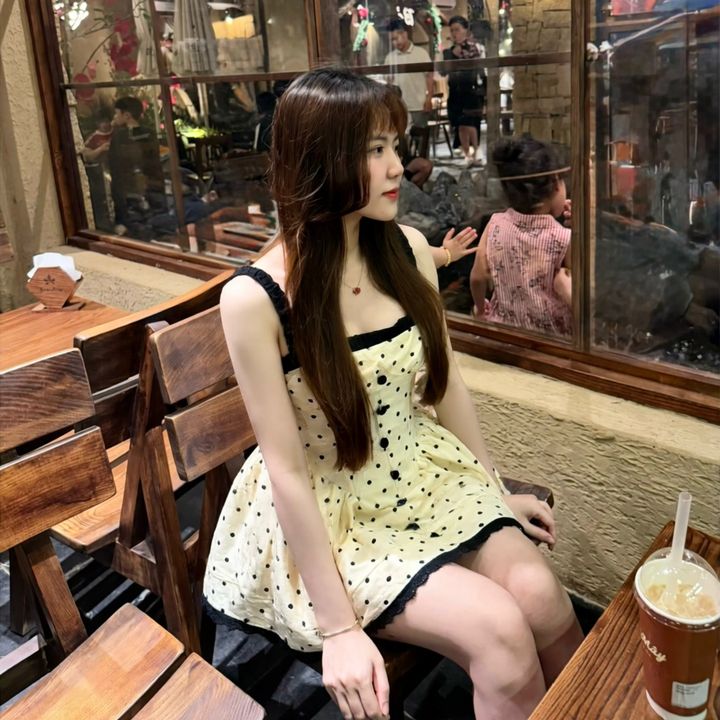 Thu Hằng ( Mẹ Su Sữa )