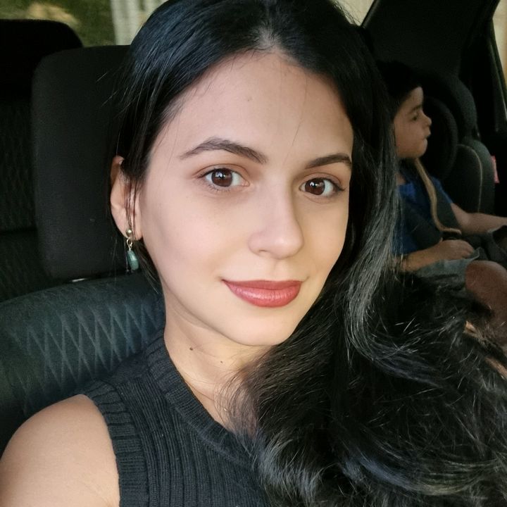 Naara França