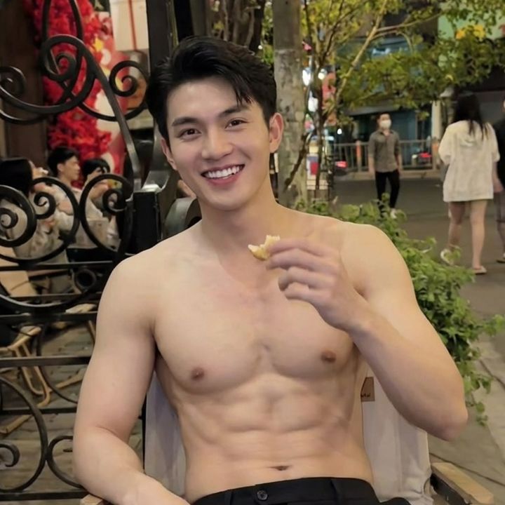 Ánh Liêm Lục Nguyễn