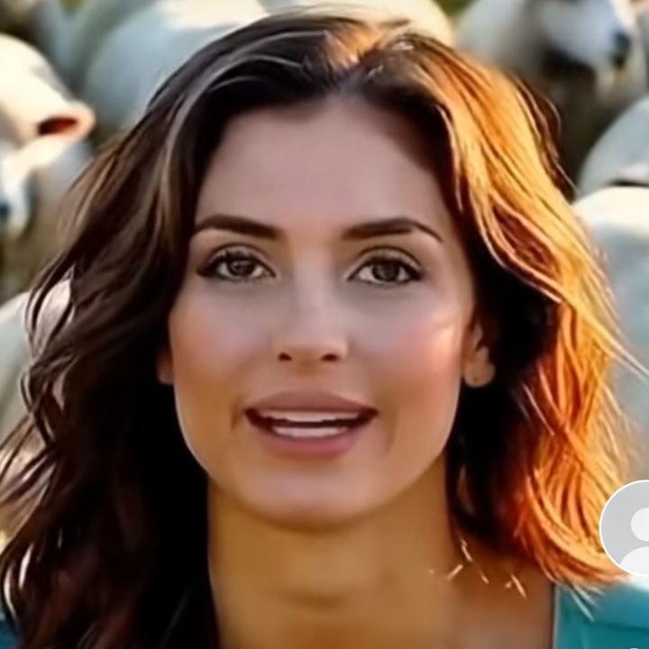 Yanet S
