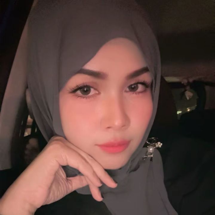 AMY EILIYA