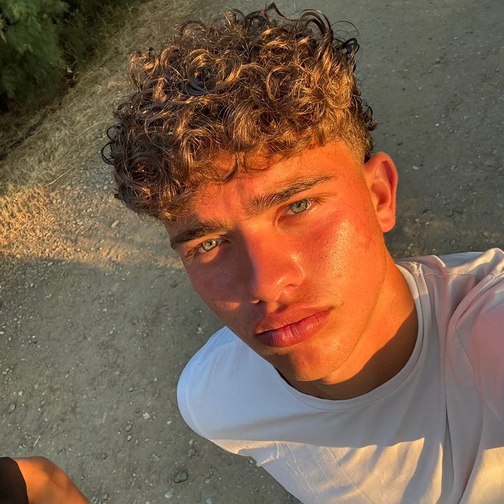 SEBASTIAN🦋