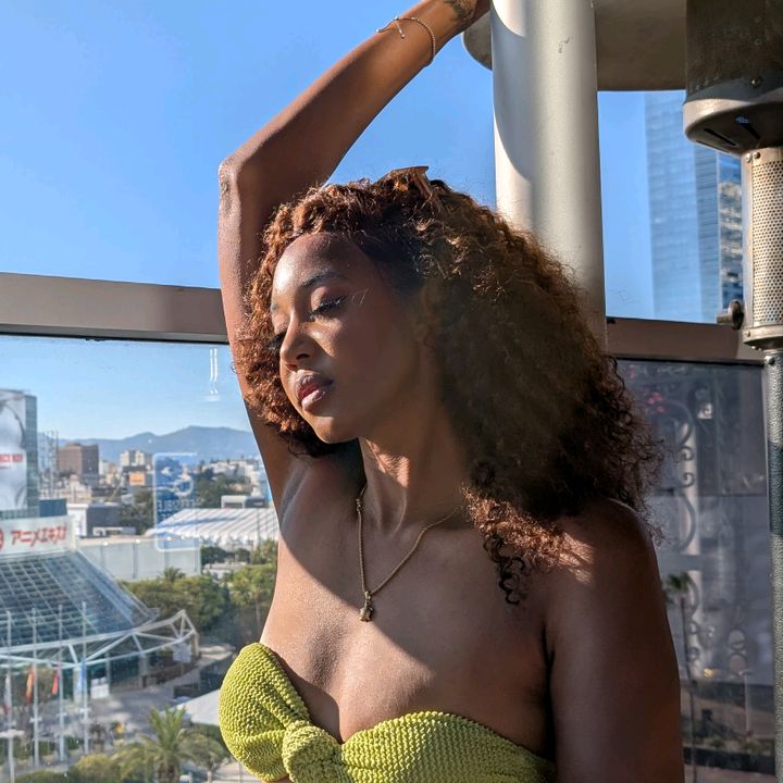 HunniCocoPlays 🐝🍯 | Kirah H